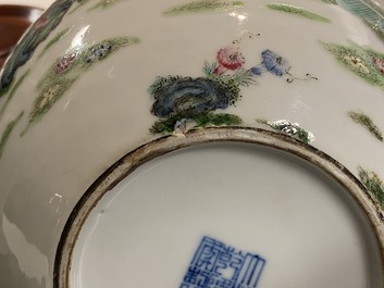 A Chinese famille rose bottle vase with quails, Qianlong mark, 19th C.